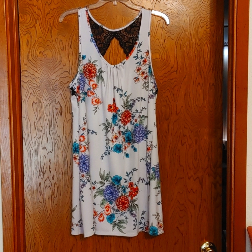 "New" cute summer nightgown